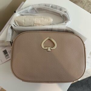 New with Tags: Kate Spade camera bag